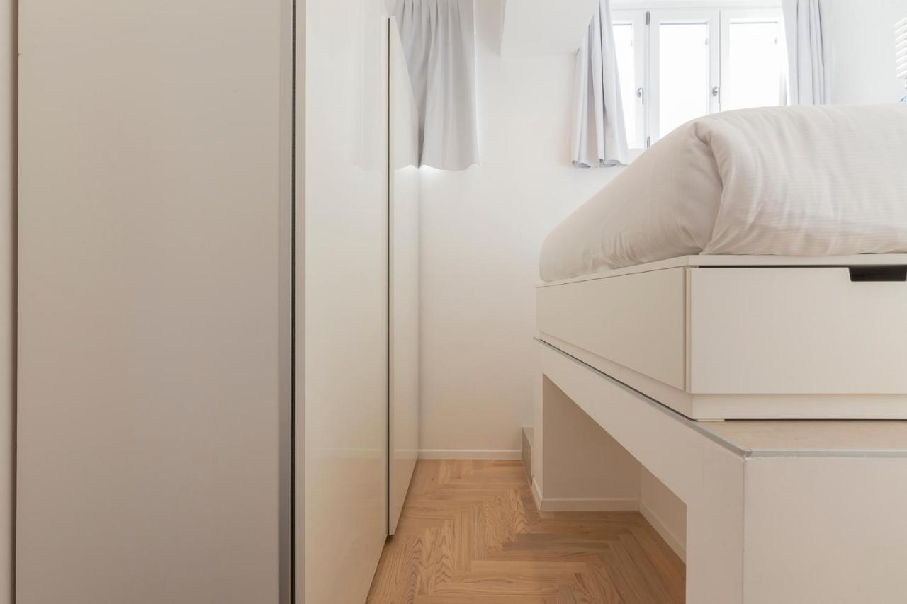 I Host Apartment - Val Strona Milan Bagian luar foto